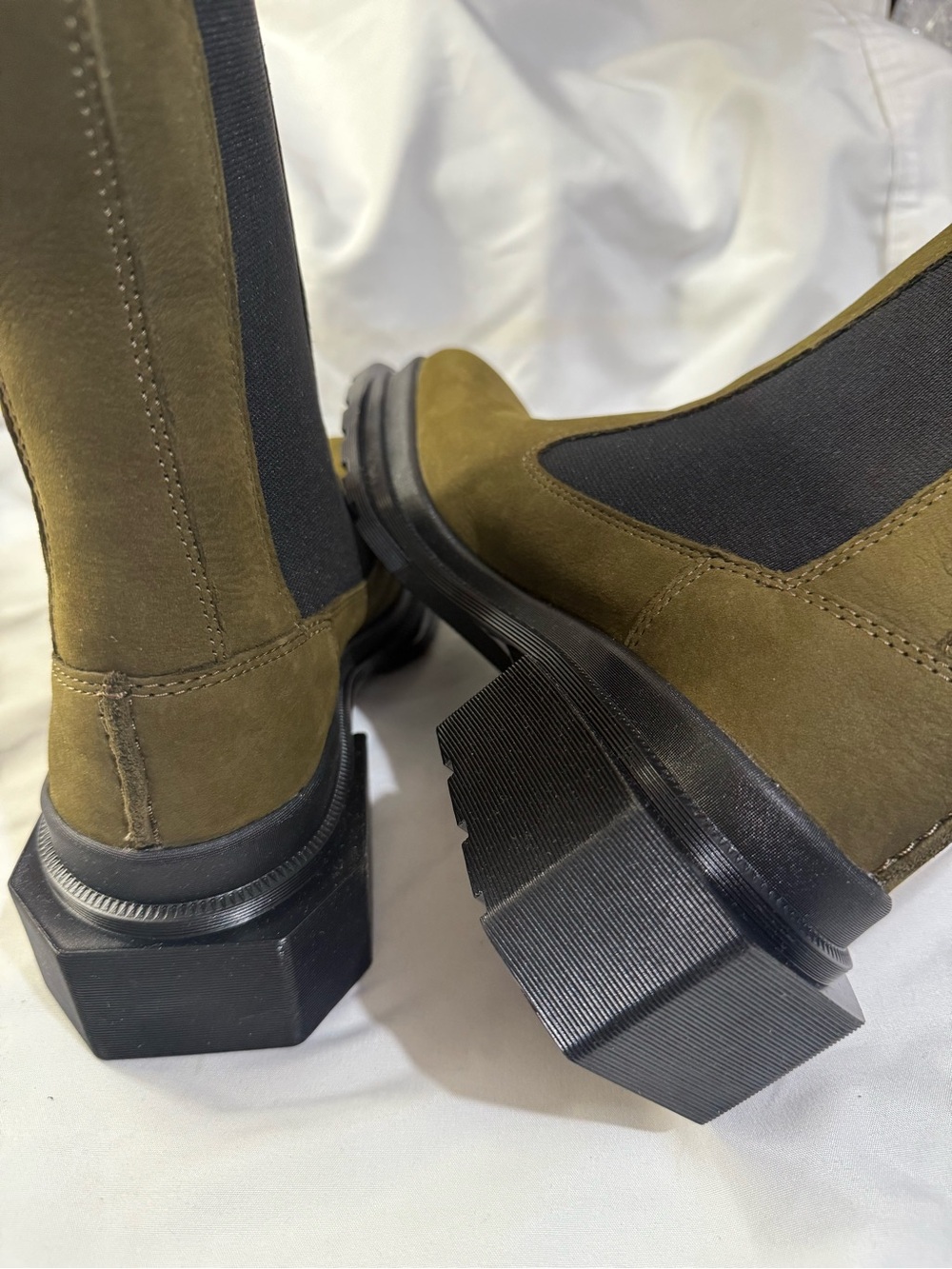 Dr Martens Women Maybole Tall Chelsea Boot W/Size 7 - Picture 4 of 8